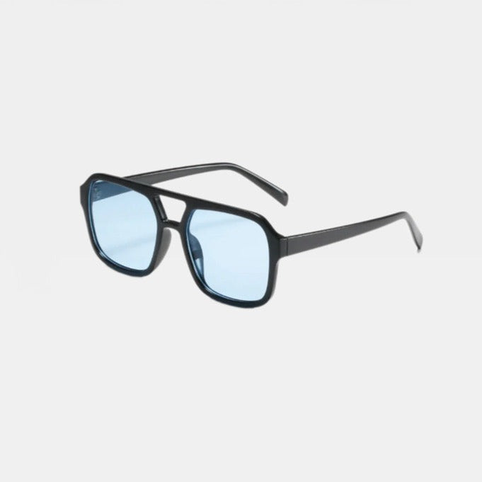Solbrille med blåt glas